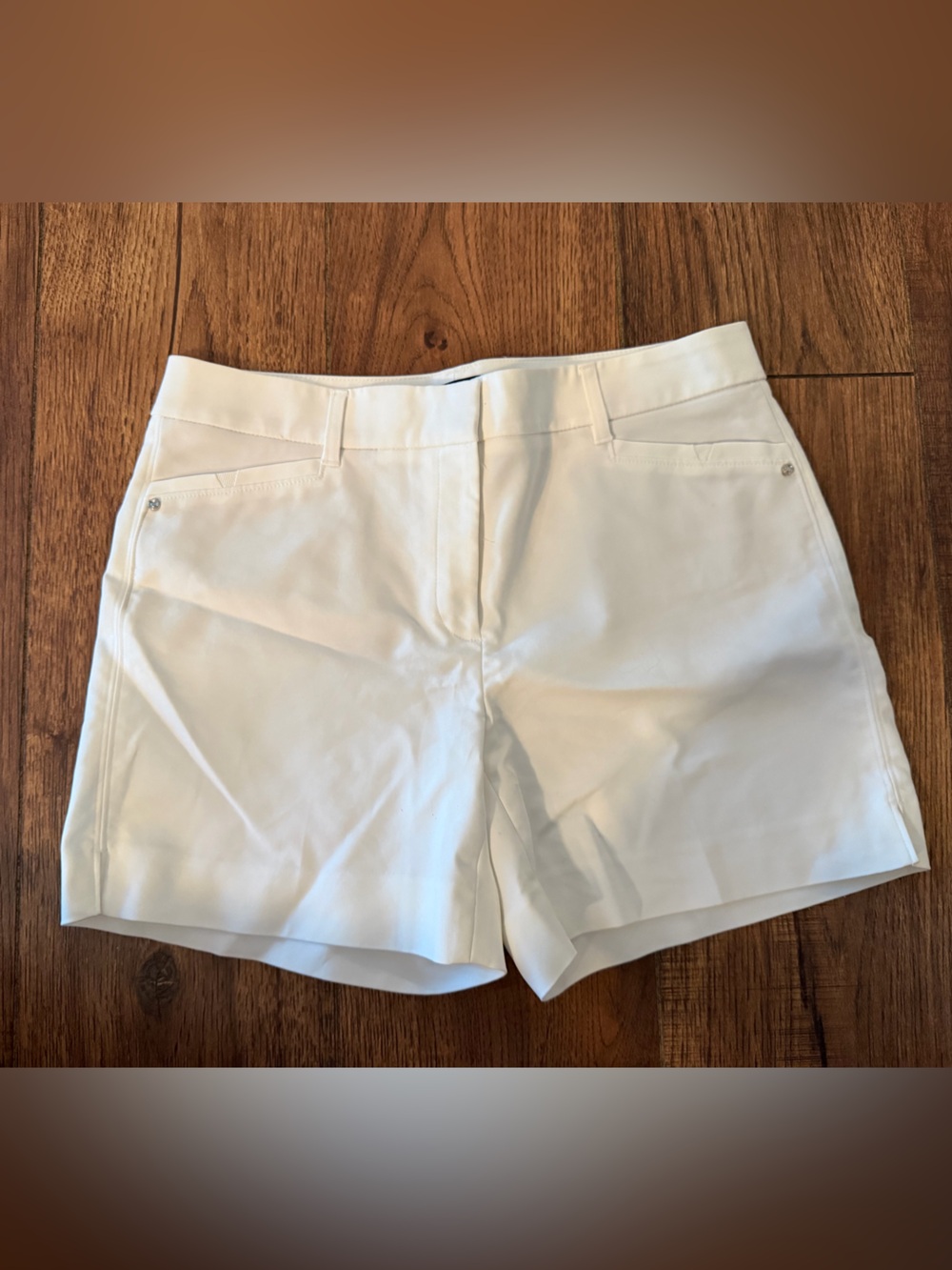 White House Black Market White Women's Stretch Tailored Shorts